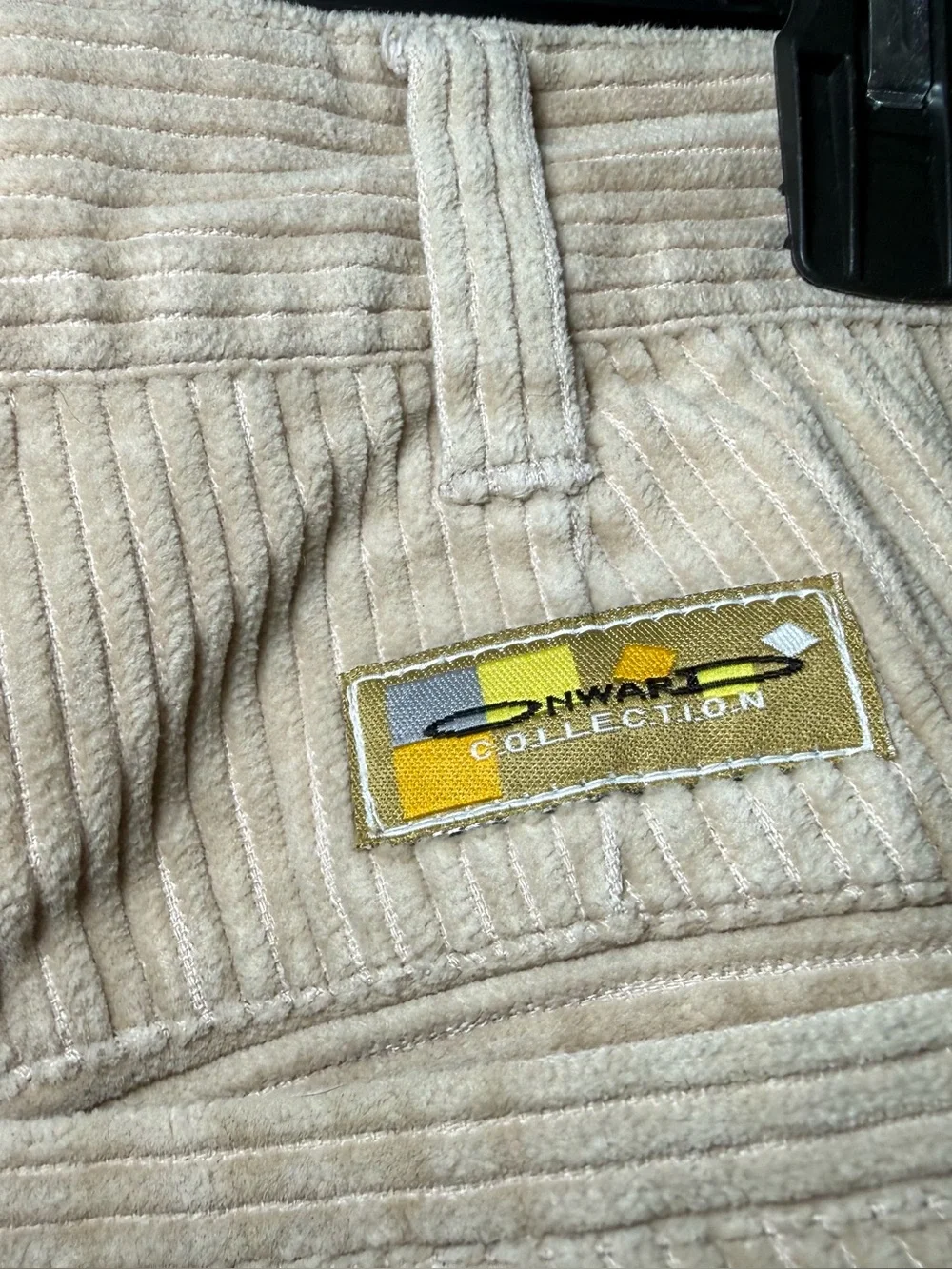 Onward Collection Men’s Beige Corduroy Pleated Pants Relaxed Straight 36W